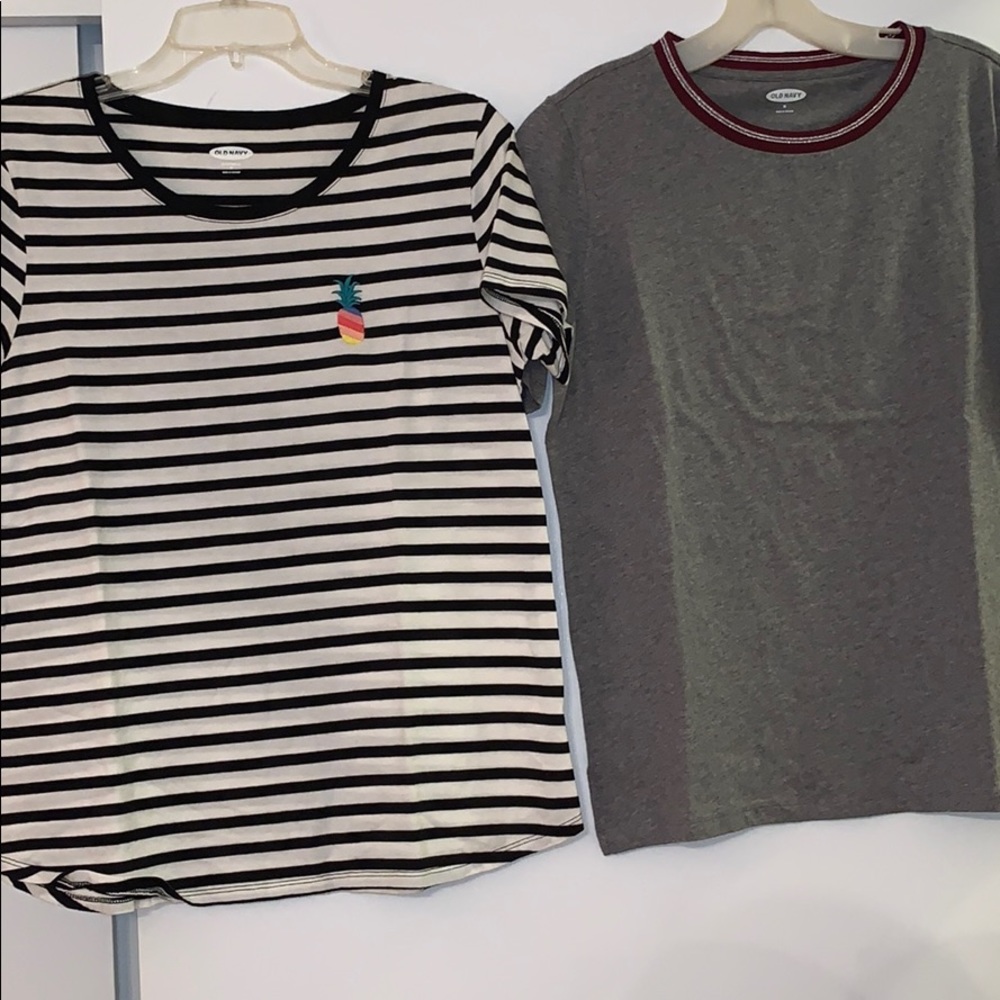 Bundle of 2 Old Navy tees